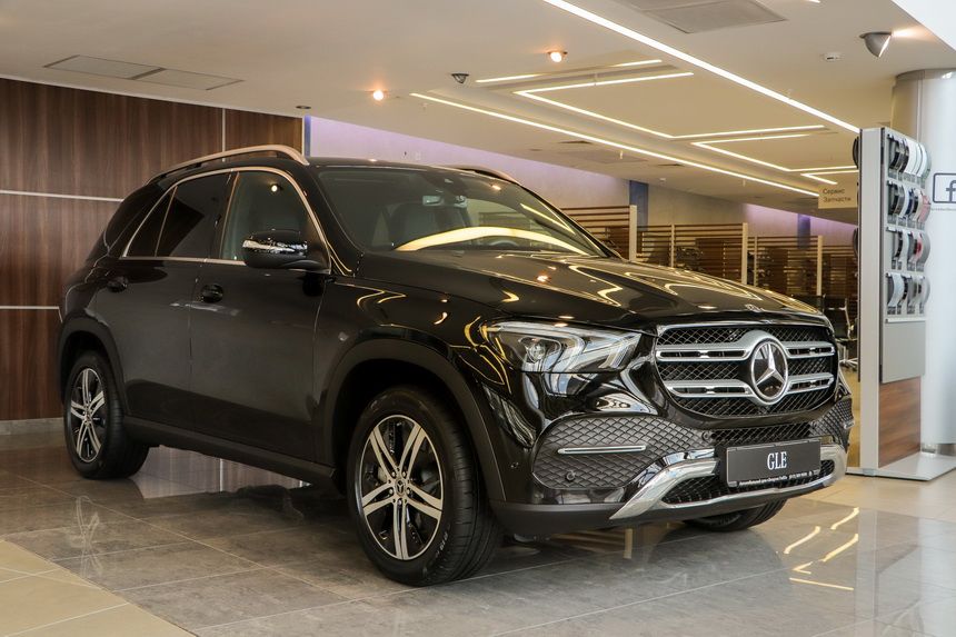 "Прыгающий" Mercedes-Benz GLE уже в Минске. Цены - от 55.265 евро