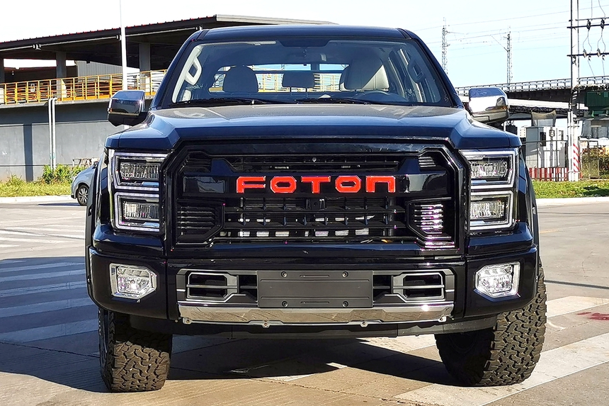 Китайский Foton готовит к дебюту брутальный пикап
