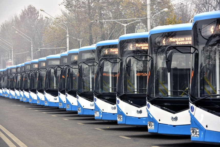 "Белкоммунмаш" поставил 100 бесконтактных троллейбусов в Душанбе. Городу нужно еще 100 таких и уже в 2021 году