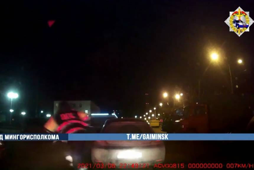 В Минске "бесправник" скрывался от ГАИ на скорости 112 км/ч, пока не оказался в тупике
