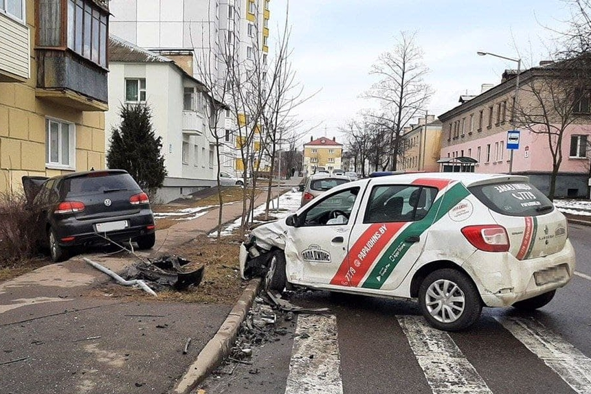 Водитель пострадала в Минске в столкновении с автомобилем службы доставки пиццы