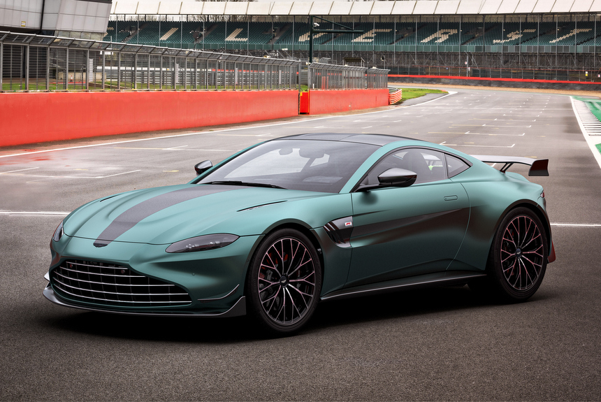 Aston Martin показал самый мощный Vantage – F1 Edition