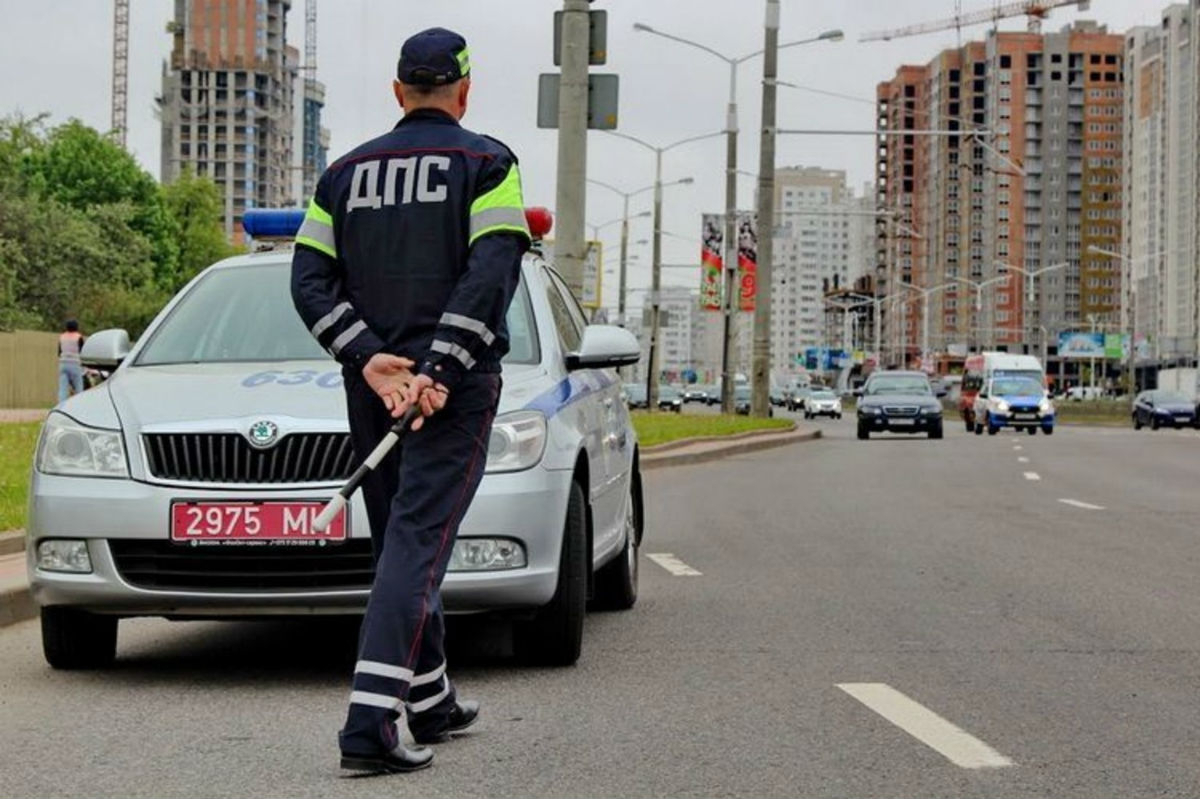 ГАИ Минска: более тысячи водителей получили "административку" с 9 августа за блокировку дорог и сигналы