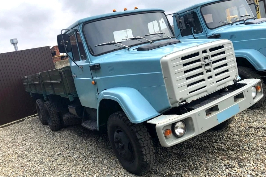 Десятки хранившихся 25 лет грузовиков ЗИЛ-133Г4 с нулевым пробегом выставлены на продажу
