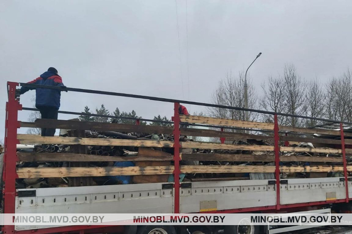 Житель Минского района пытался вывезти в Россию 34 тонны черного металла