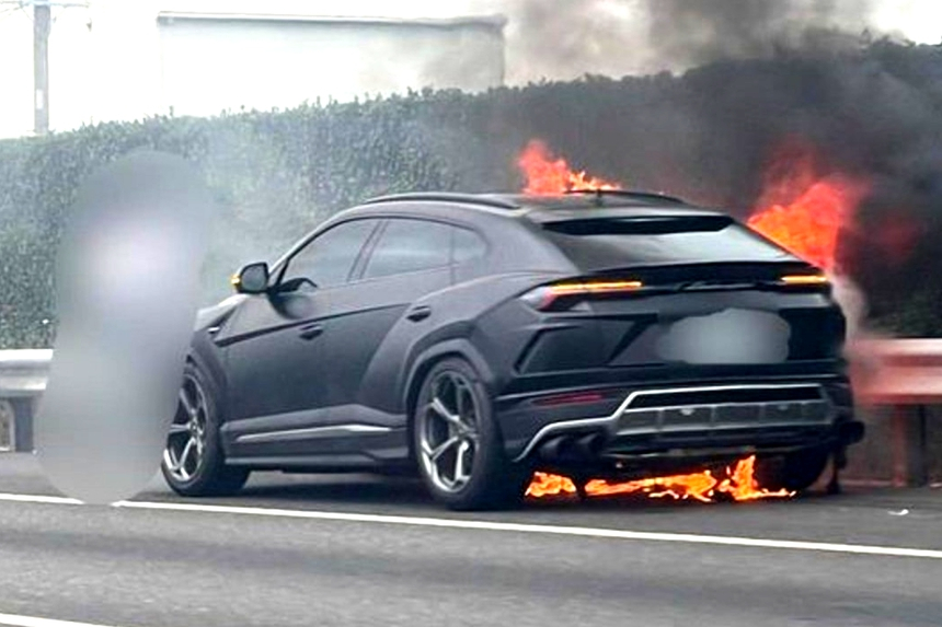 Новенький Lamborghini Urus стоимостью 358 тысяч долларов сгорел дотла на автостраде