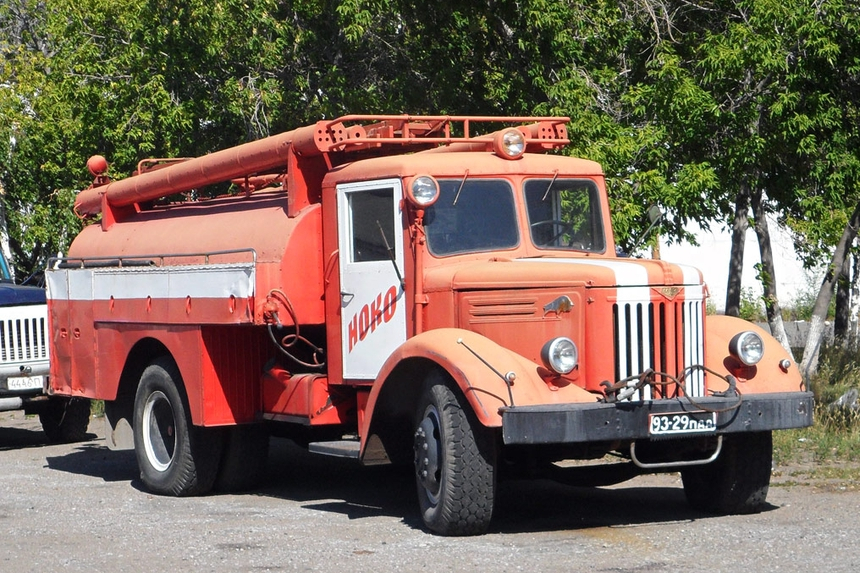 Редкий пожарный МАЗ-205 обнаружился в Казахстане – таких остались единицы. Этот еще и на ходу