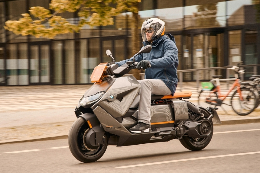 BMW готовит к выпуску крутой электрический скутер по цене простенькой Lada Vesta