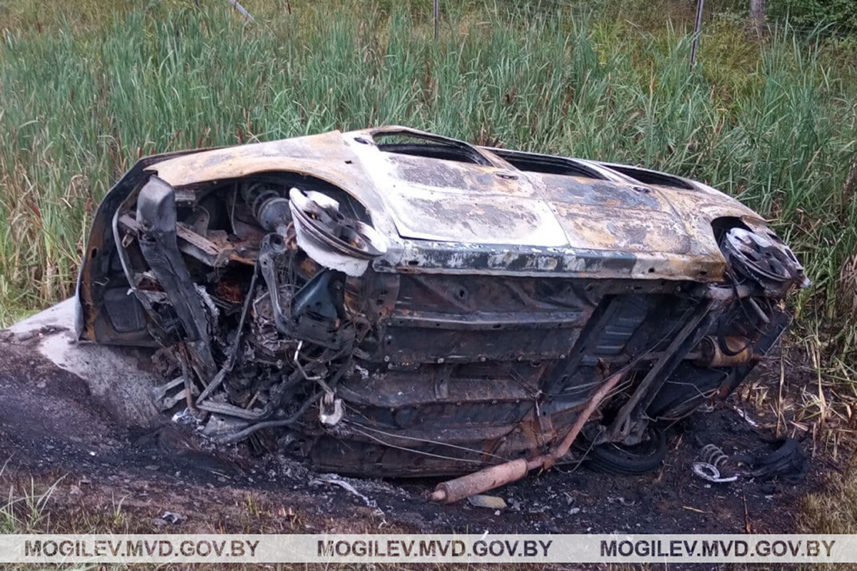 В Белыничском районе водитель Lada едва не сгорел в собственном автомобиле