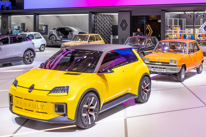 Электрический Renault 5 появится в 2024 году. Обещана привлекательная стоимость