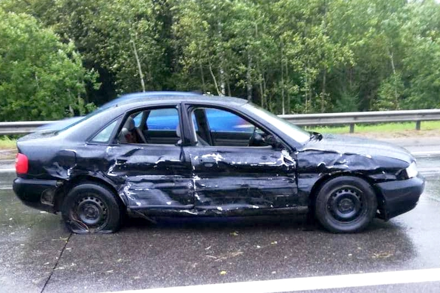 Второе столкновение BMW и Audi за день – травмированы две женщины