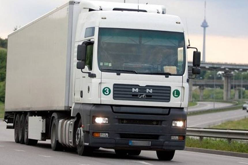 СМИ: литовские перевозчики ищут способы перенести бизнес в Польшу и Латвию
