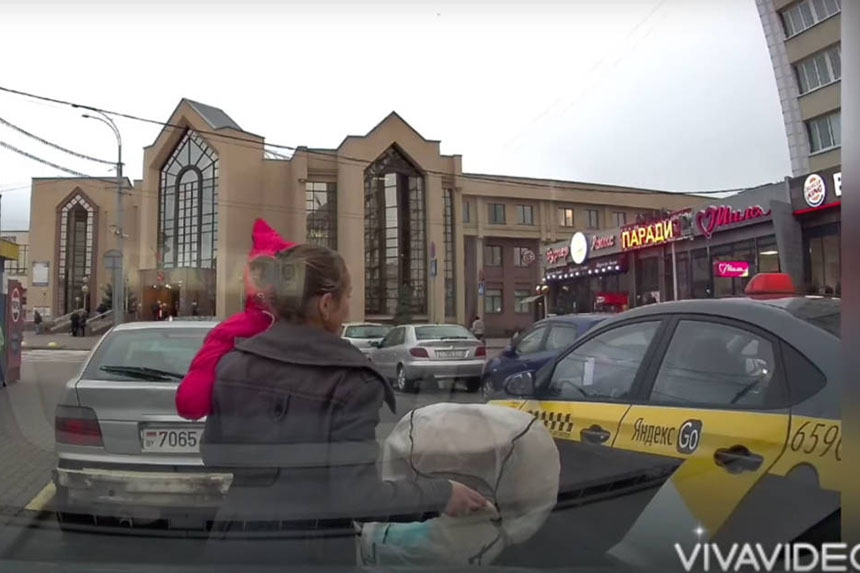Таксист въехал в детскую коляску – он виноват? ГАИ разобрала ситуацию