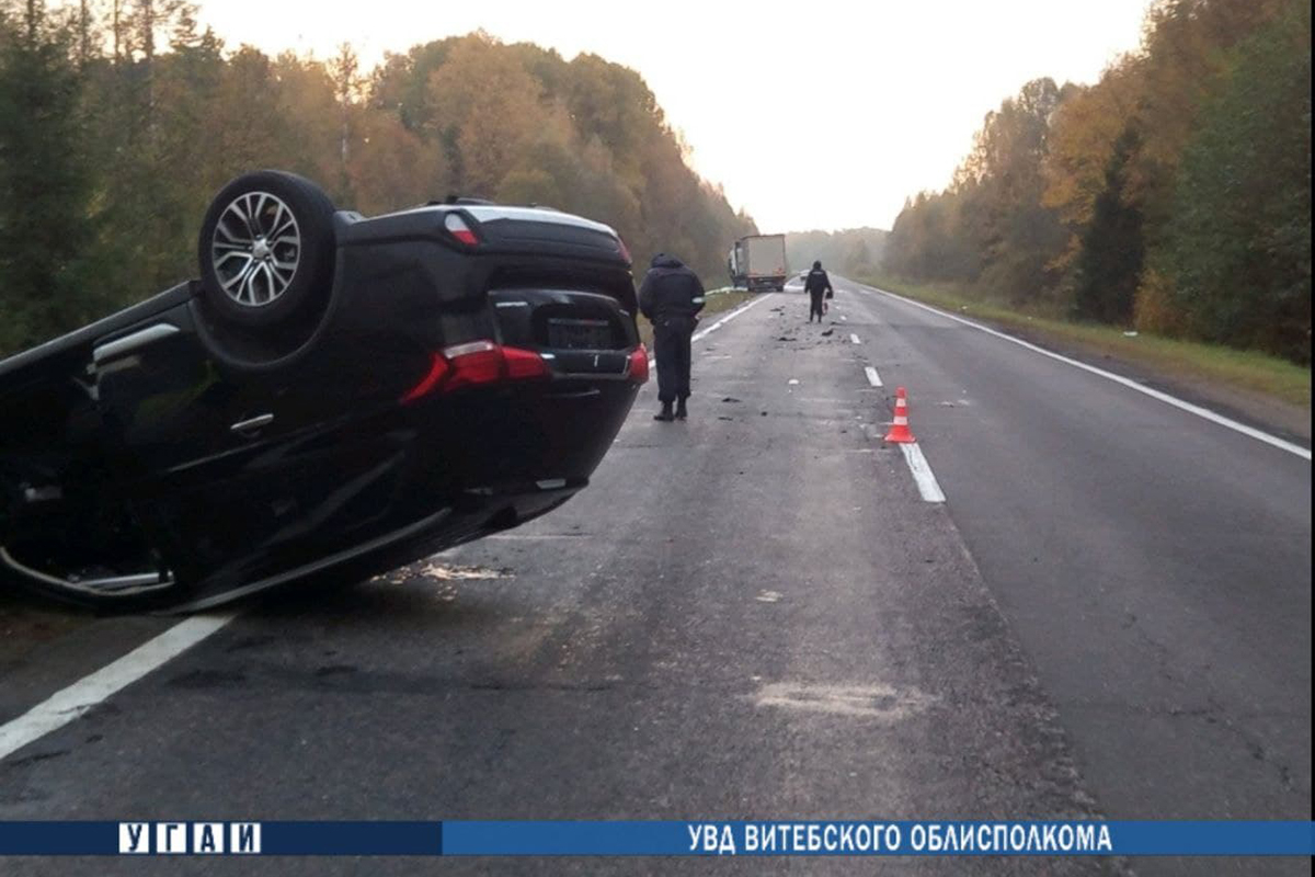 В аварии на трассе Витебск – Полоцк погиб водитель Mitsubishi Outlander, российский чиновник