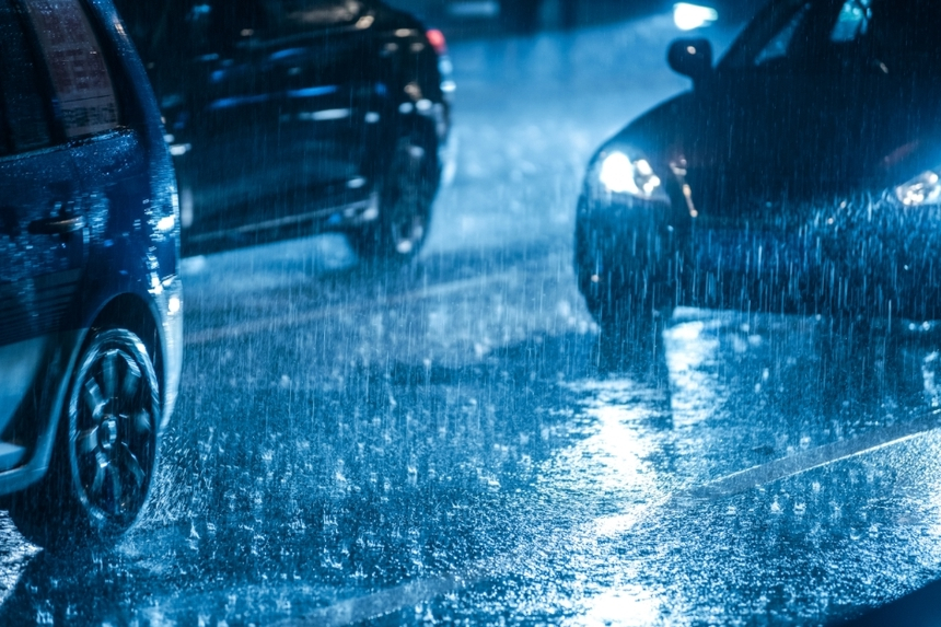 Системы помощи водителю перестают правильно работать во время дождя