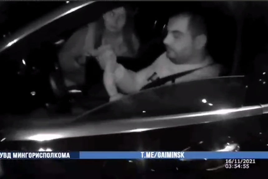 Пьяного иракца на Mercedes задержали в Минске. Пассажирка просила отпустить, так как скоро свадьба