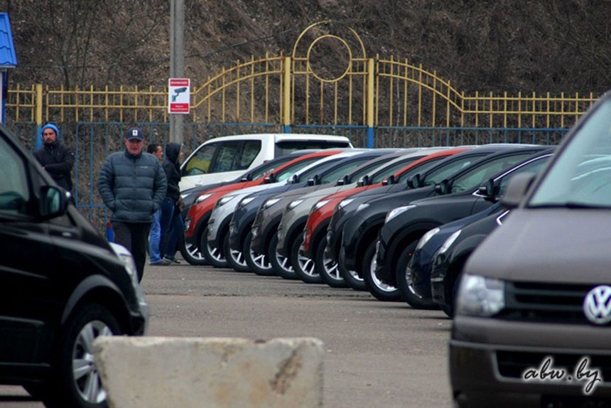 "Перекуп" из Пинска за три года продал 20 автомобилей