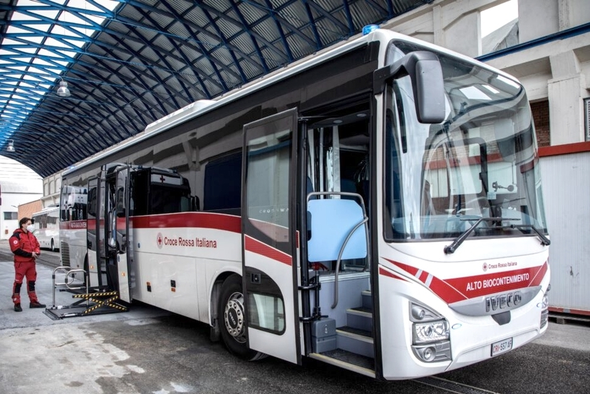 Ivecо Bus создала уникальный автобус для перевозки инфицированных коронавирусом