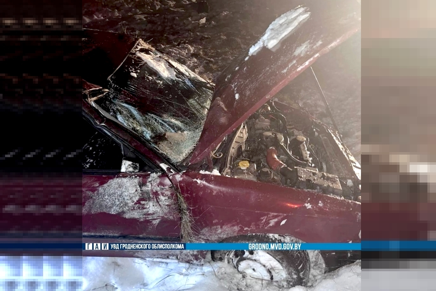 Opel на автодороге Р-45 в Островецком районе съехал в кювет и перевернулся – погиб 22-летний водитель