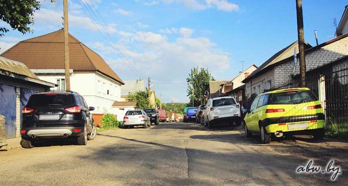 На чем ездят жители богатых и бедных районов Минска. Фоторепортаж