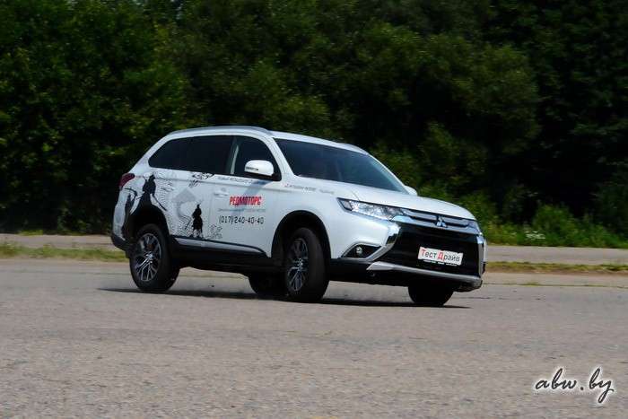 Mitsubishi Outlander: новая внешность, новые настройки