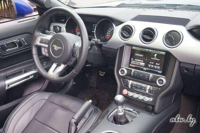 Ford Mustang: … и