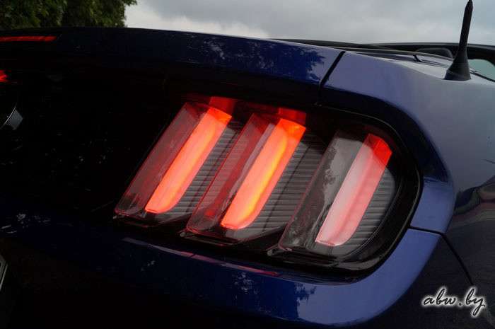Ford Mustang: … и