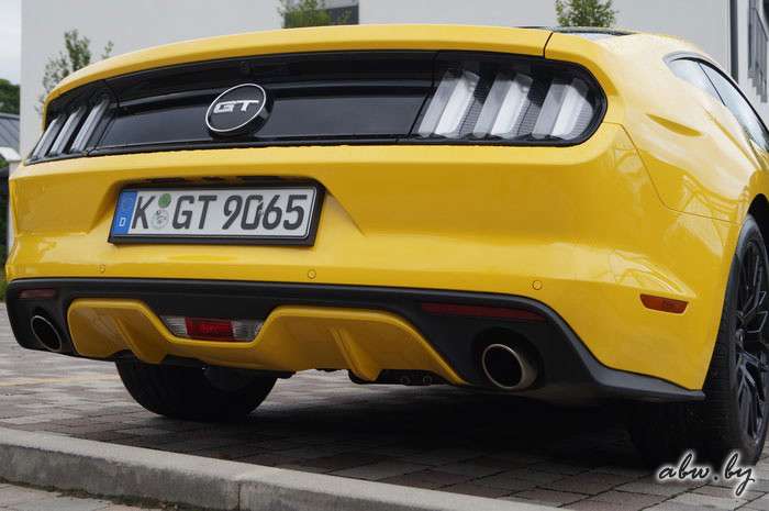 Ford Mustang: … и