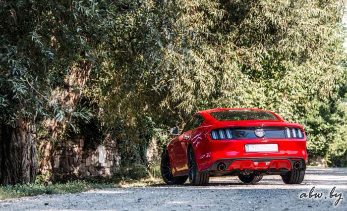 Ford Mustang: … и