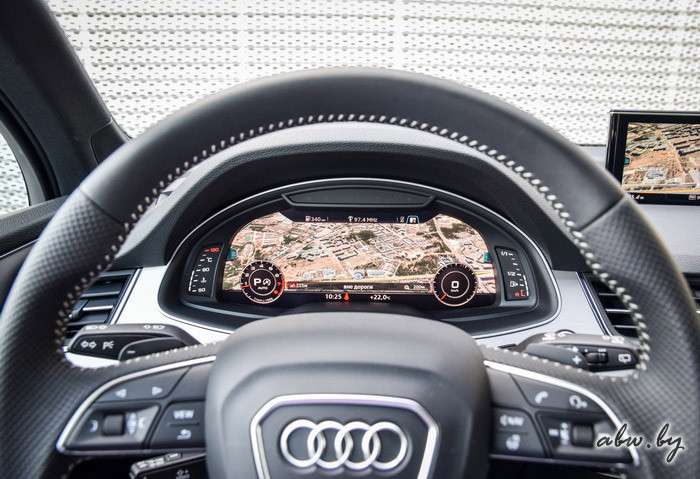 Audi Q7: куда