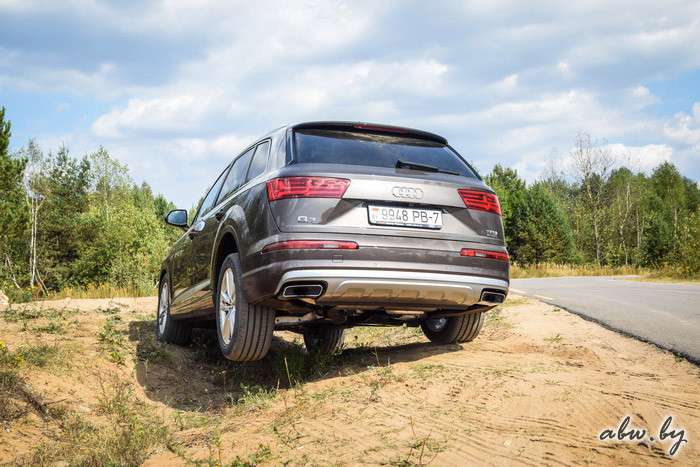 Audi Q7: куда