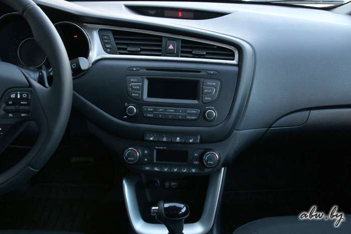 KIA Cee’d до и после: есть ли смысл в рестайлинге по-корейски?