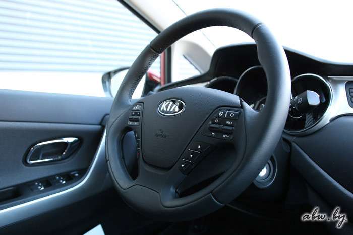 KIA Cee’d до и после: есть ли смысл в рестайлинге по-корейски?