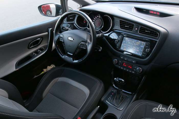 KIA Cee’d до и после: есть ли смысл в рестайлинге по-корейски?