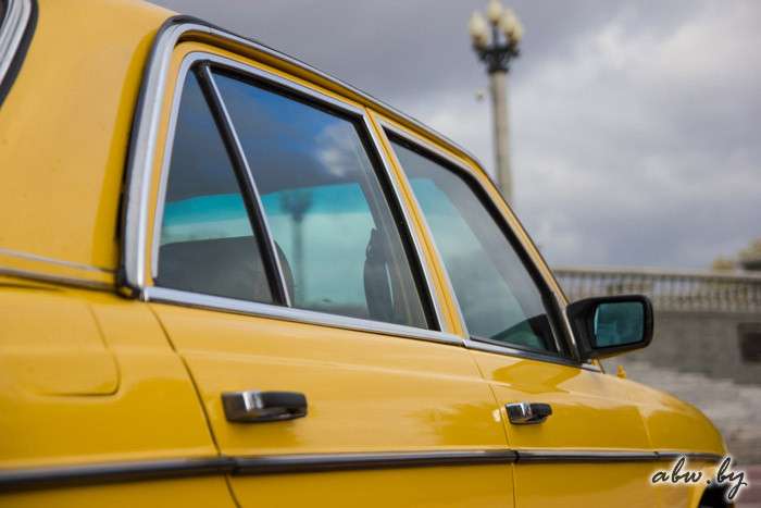 Легенды в строю. Возвращаемся в 90-е вместе с Mercedes-Benz W123