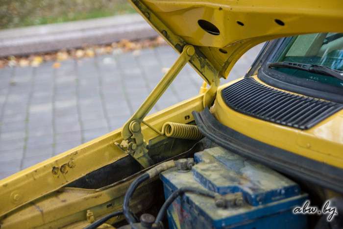 Легенды в строю. Возвращаемся в 90-е вместе с Mercedes-Benz W123