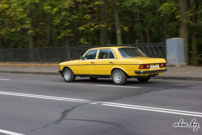 Легенды в строю. Возвращаемся в 90-е вместе с Mercedes-Benz W123
