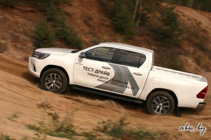 Toyota Hilux New: старая школа, новый подход