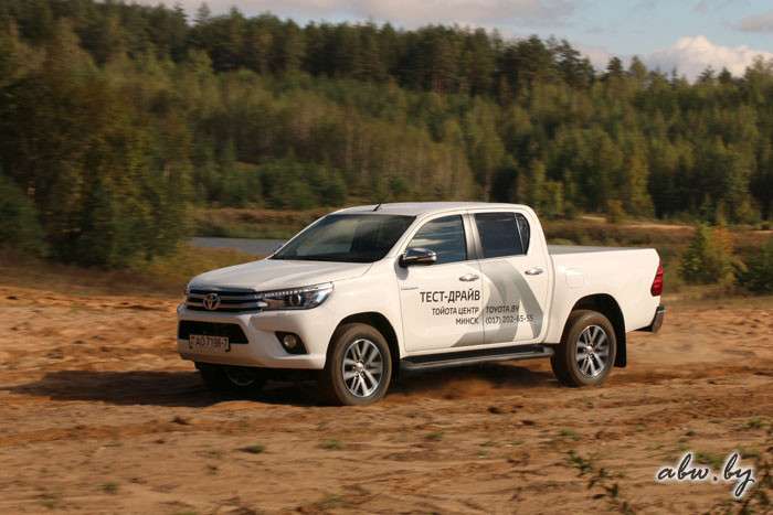 Toyota Hilux New: старая школа, новый подход
