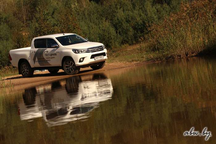 Toyota Hilux New: старая школа, новый подход