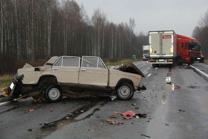 столкновение daf и renault logan беларусь столкновение daf и renault logan беларусь
