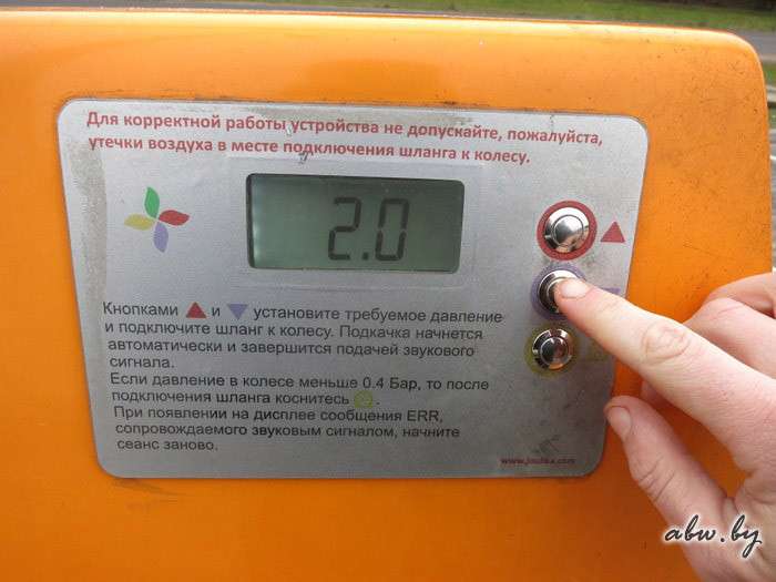 Врут и не краснеют. Стоит ли подкачивать шины на АЗС?