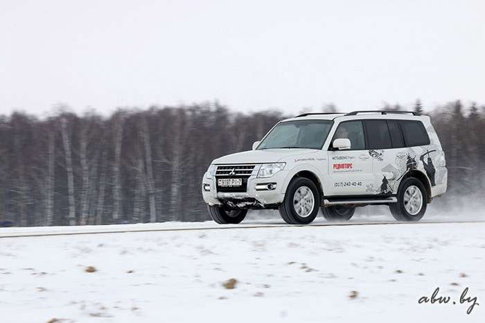Mitsubishi Pajero IV: старость - в радость?
