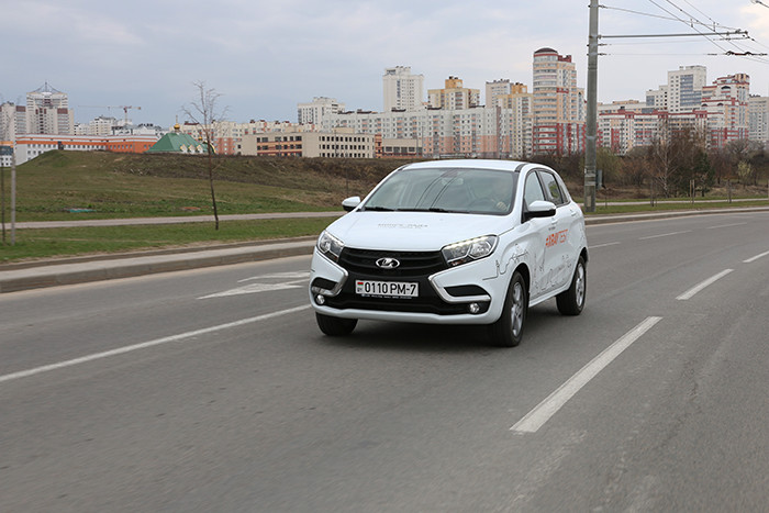 Lada XRAY: лучше или хуже Renault Sandero Stepway?