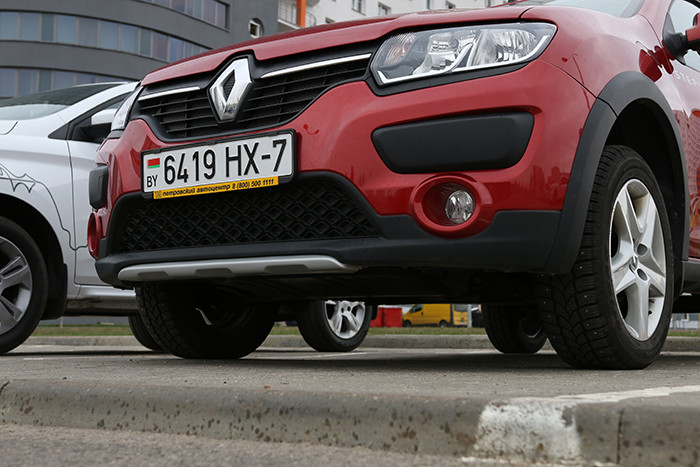 Lada XRAY: лучше или хуже Renault Sandero Stepway?