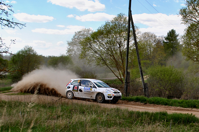 Коробки, моторы и одна 