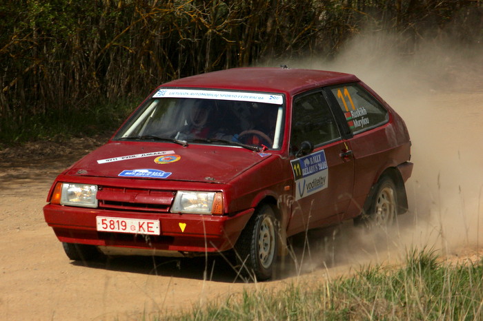 Коробки, моторы и одна 