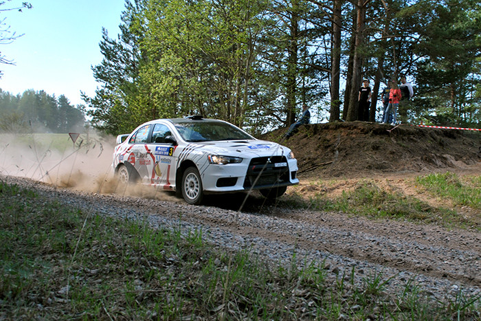 Коробки, моторы и одна 