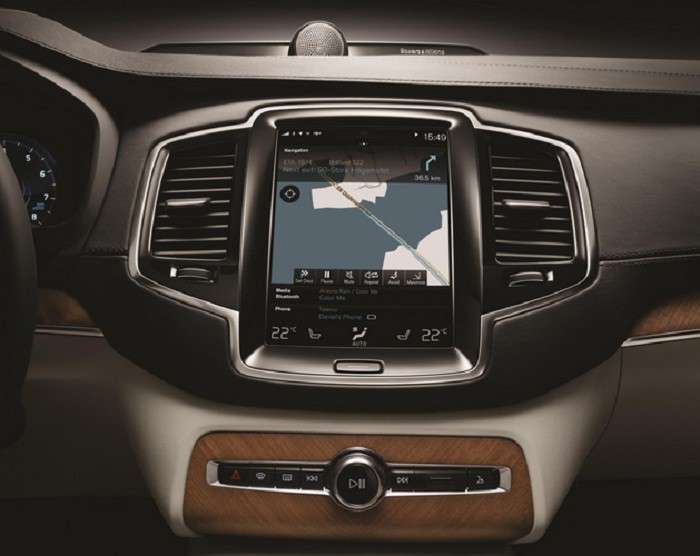 Volvo XC90 T6: на наш век хватит