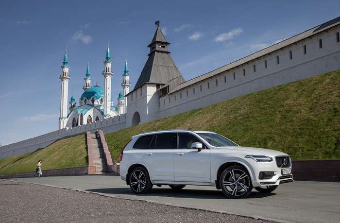 Volvo XC90 T6: на наш век хватит